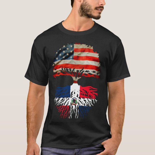 Republica Dominicana roots American grown  T-Shirt (Front)