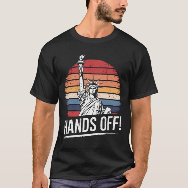 Resist Resistance Statue Of Liberty Hands Off Prot T-Shirt (Front)