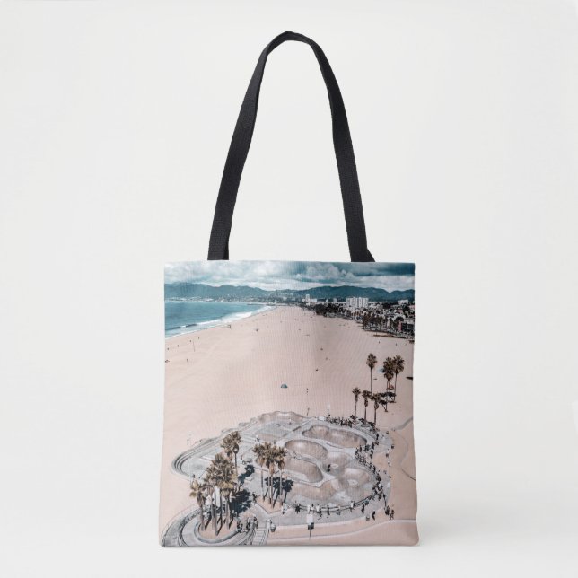 Resort near seashore tote bag (Front)