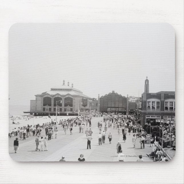 Resort tourists on esplanade mouse mat (Front)