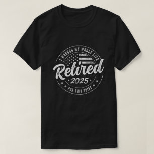 Retired 2025 Vintage Retirement USA Flag Men Women T-Shirt