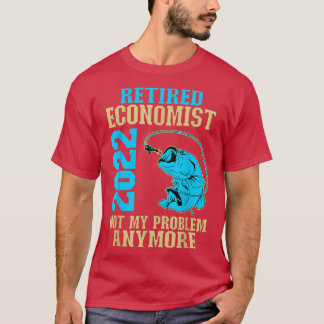 Retired Economist 2022 Fishing Lover Retirement  T-Shirt