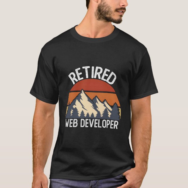 Retires For 2023 Retired Web Developer T-Shirt (Front)
