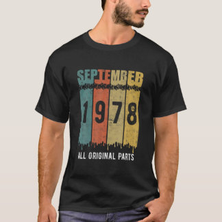 Reto Vintage 42Nd Birthday Tee, Born In September T-Shirt