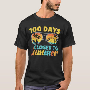 Retro 100 Days Closer To Summer Vacation Countdown T-Shirt