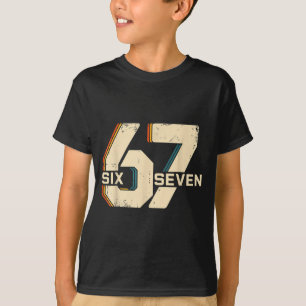 Retro 67 Six Seven 6 7 Number Vintage 67 Meme Men T-Shirt