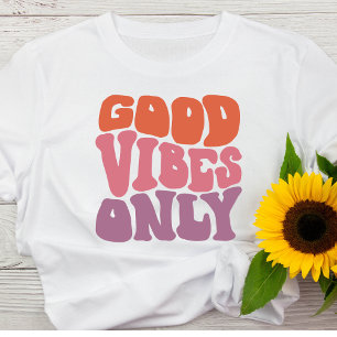 Retro 70's Good Vibes Only Women's Basic T-shirt