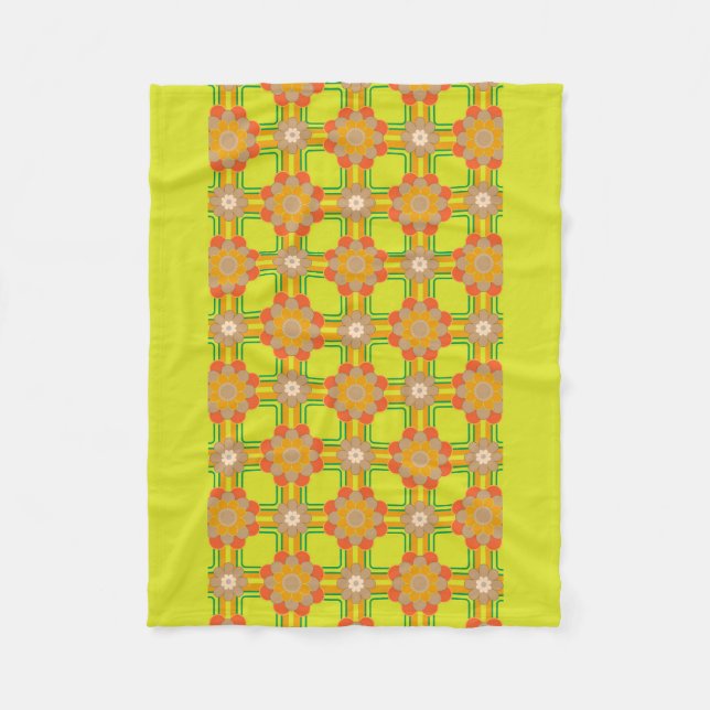 Retro / 70s Pattern Chic Fleece Blanket (Front)