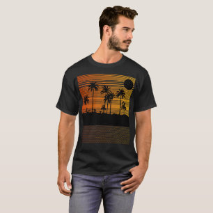 Retro 80s Surfing Surf Lover Vintage Beach Sunset T-Shirt