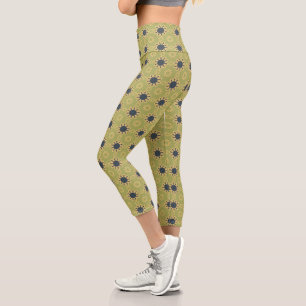 Retro Abstract Black and Yellow Flowers Pattern Capri Leggings
