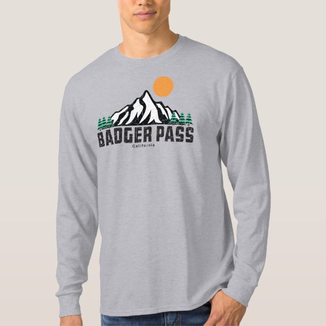 Retro Badger Pass Ski T-Shirt (Front)