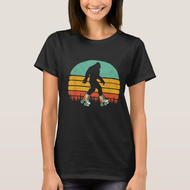 Retro Bigfoot Roller Skating Sasquatch 80s Skater T-Shirt (Front)