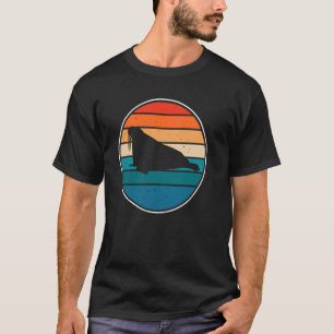 Retro Black Pacific walrus Vintage Cute Pacific w T-Shirt