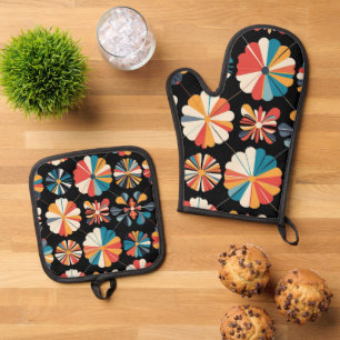 Retro Black Rainbow geometric Flowers Pattern  Oven Mitt & Pot Holder Set