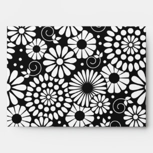 Retro black white flowers Envelope