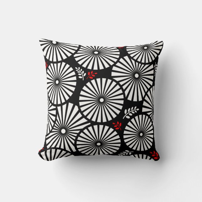 Retro black white flowers Pillow (Front)
