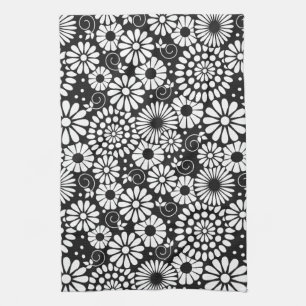 Retro black white flowers Towel