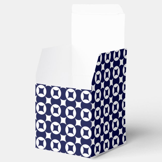 Retro Blue Interlocking Circles Geometric Shippo Favour Box (Opened)