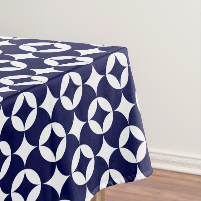 Retro Blue Interlocking Circles Geometric Shippo Tablecloth (In Situ)