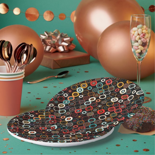  Retro Boho Circle Chic Paper Plates (Multi)