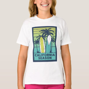 Retro California Surfboards Art – Summer Coastline T-Shirt
