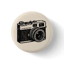 Retro Camera Button – Vintage Photography Badge