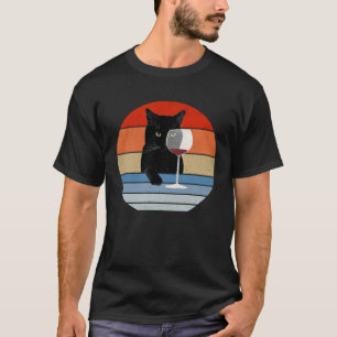 Retro Cat Wine Glasses Vintage Black Cat Mum Cat T-Shirt