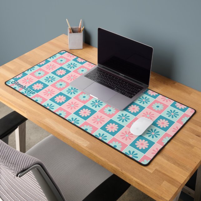 Retro Chequered Daisies Pink Green Script Name Desk Mat (Office 2)