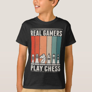 Retro Chess Gamer Board game Chess Pieces T-Shirt