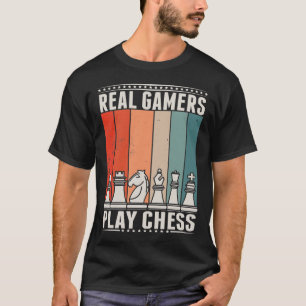 Retro Chess Gamer Board game Chess Pieces T-Shirt