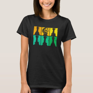 Retro Chess Pieces Checkmate Grandmaster Chess Pla T-Shirt