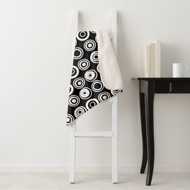 Retro Circles Black White Sherpa Blanket (In Situ)