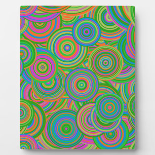 retro circles plaque