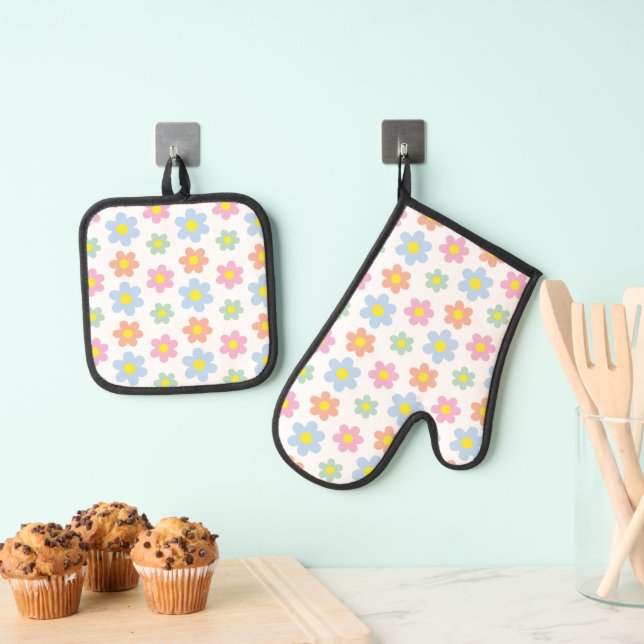 Retro colourful hippy flowers oven mitt & pot holder set (Insitu(Hanging))