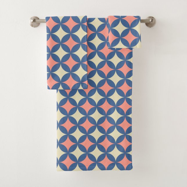 Retro Colours Mid Century Modern Circles Bath Towel Set (Insitu)