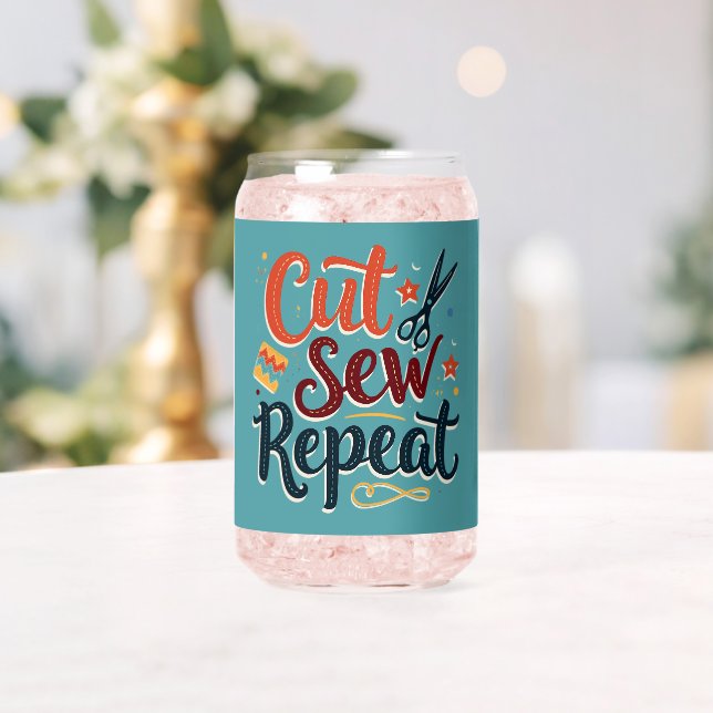 Retro "Cut Sew Repeat" Sewing Lover Design Can Glass (Insitu (Wedding))