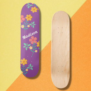 Retro Daisy Bouquet Pattern in Purple Skateboard