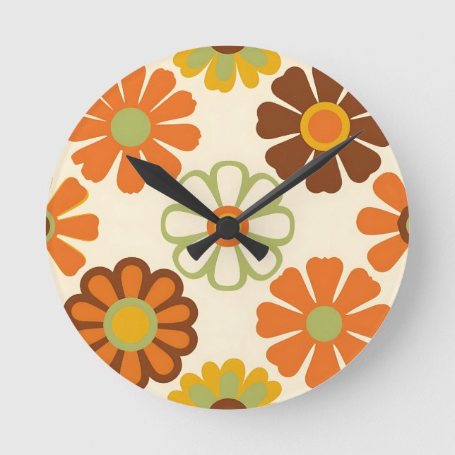 Retro Daisy Floral Pattern Round Clock (Front)