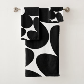 Retro Daisy Flowers in Black & White #1 #floral  Bath Towel Set