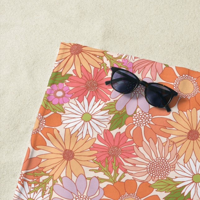 Retro Daisy Garden      Beach Towel (In Situ)