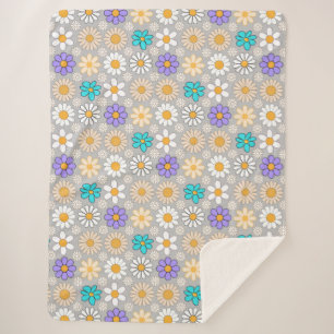 Retro Daisy Pattern Simple.01. Grey BG Sherpa Blanket