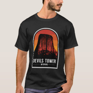 Retro Devils Tower National Monument Wyoming Hikin T-Shirt