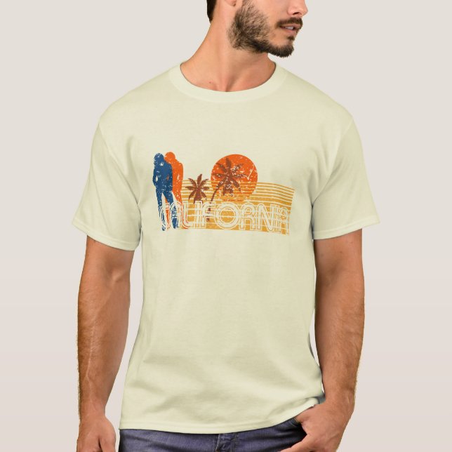 Retro distressed California beach 80s surf tee (Front)