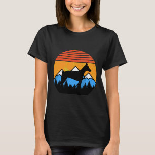 Retro Distressed Vintage Sunset Mountains And Fore T-Shirt