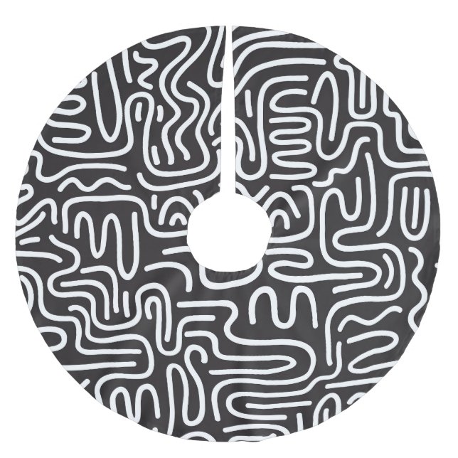 Retro Doodle Wavy Lines: Monochrome Brushed Polyester Tree Skirt (Front)