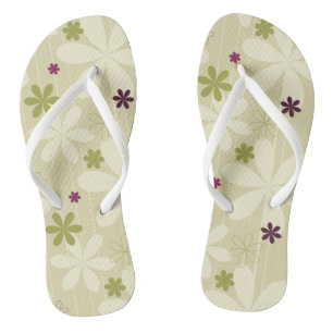 Retro Floral Background Flip Flops