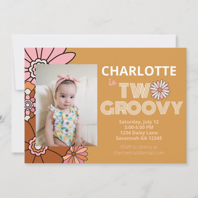 Retro Floral Daisy Two Groovy Birthday Invitation (Front)