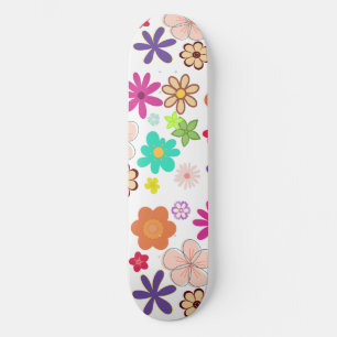Retro Floral T-Shirt – Colorful Groovy Flowers Des Skateboard