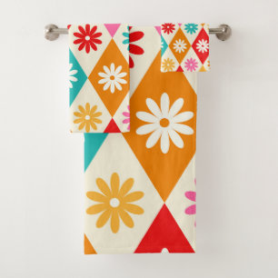 Retro Flowers on Mid Century Diamonds Pattern Bath Towel Set