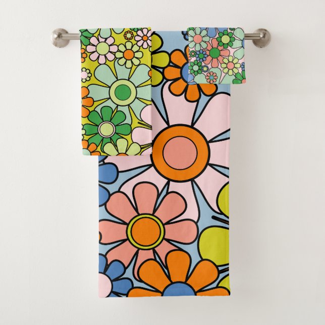 Retro Garden Flowers Groovy 60s 70s Spring Pattern Bath Towel Set (Insitu)